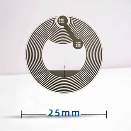 NTAG215 25 mm NFC sticker tag close-up