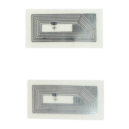 NTAG213 21 x 11 mm small NFC sticker tag close-up